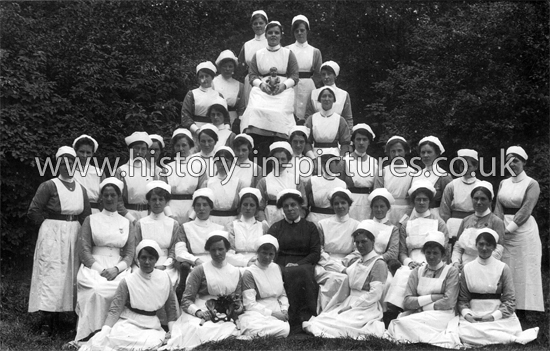 Nurses at The Rosery, Chigwell Road, Woodford, Essex. c.1916.